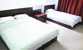 Longtai Star Hotel Csingtao Kültér fotó
